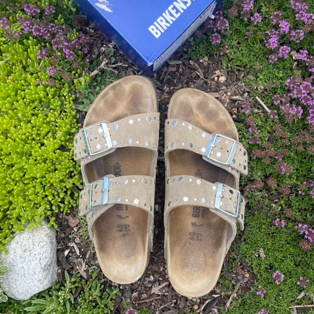 Birkenstock Suede Arizona Rivets Sandals Size 40 EU (US 9/9.5)